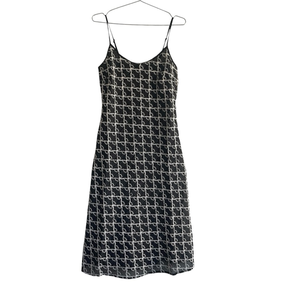 Lisa Says Gah Black and White Midi Dress
